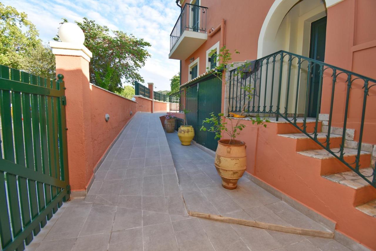 Villa Alex Sinarádes Exterior foto